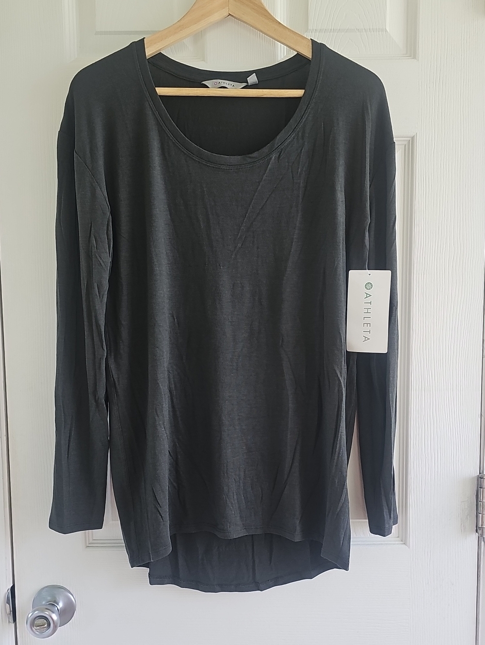 Athleta Threadlight Relaxed Long-Sleeve Scoop Neck Tee Charcoal